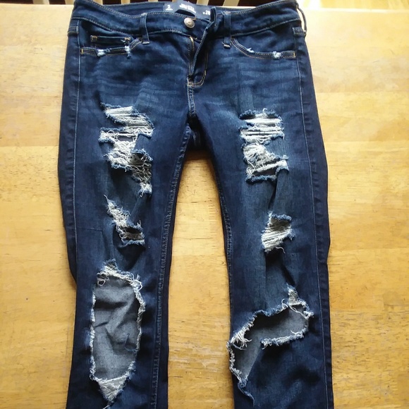 Jean's - Picture 4 of 5